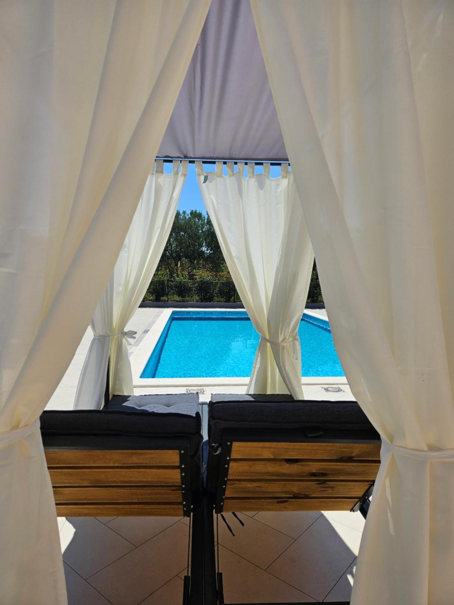 Apartments Matesic Ninski Stanovi ภายนอก รูปภาพ